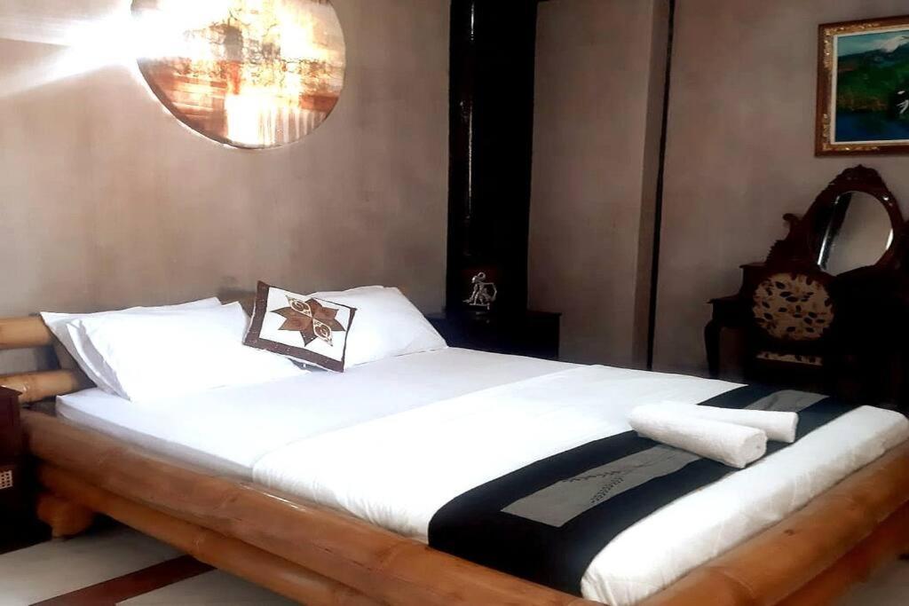 The Reinhold Guesthouse Bali Kerobokan Exterior foto