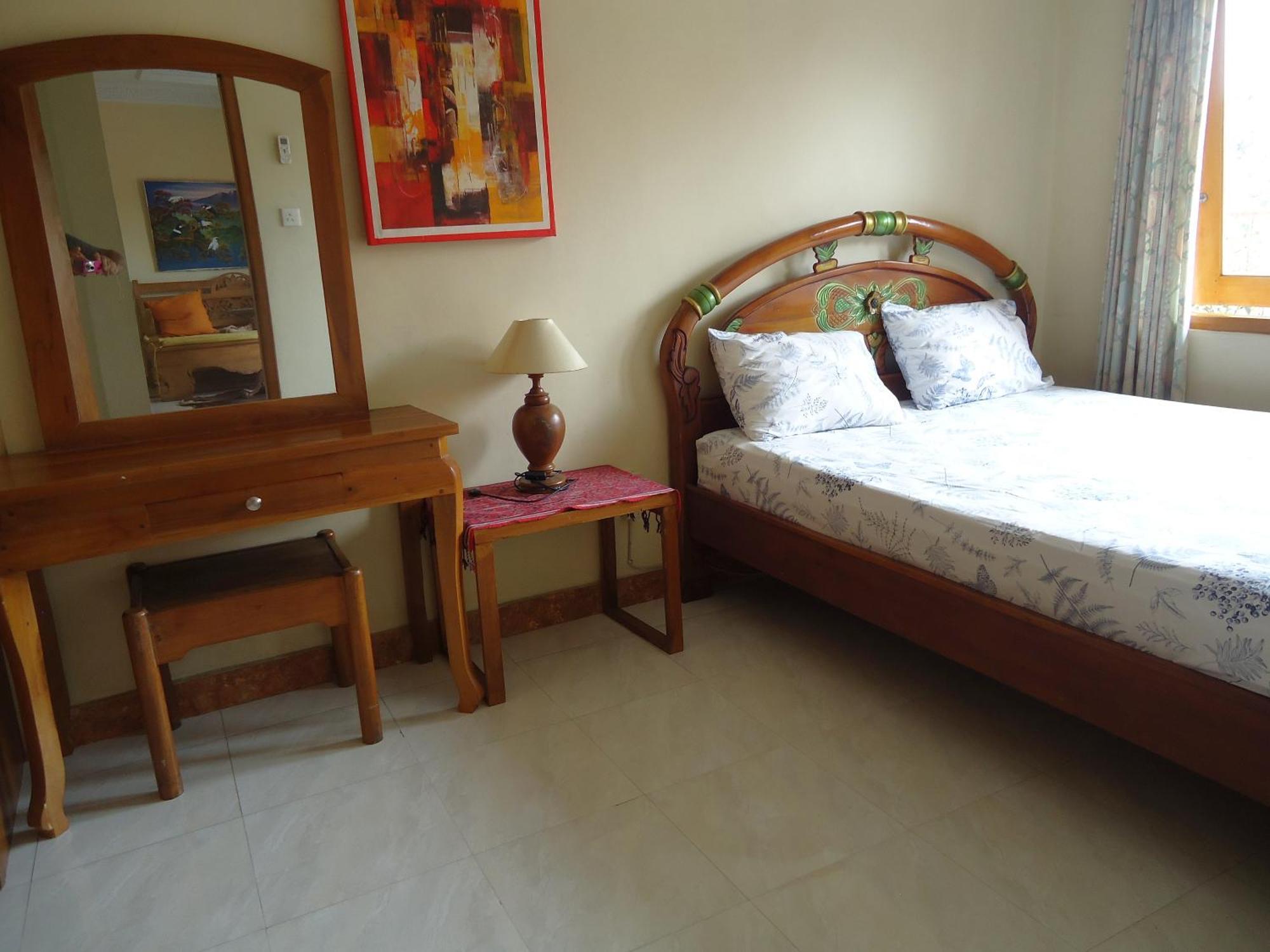 The Reinhold Guesthouse Bali Kerobokan Exterior foto