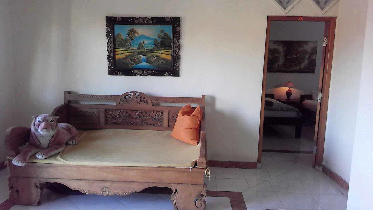 The Reinhold Guesthouse Bali Kerobokan Exterior foto